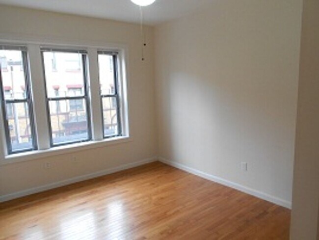 Photo - 2Br/1Bth apartment available NOW! Great Location!