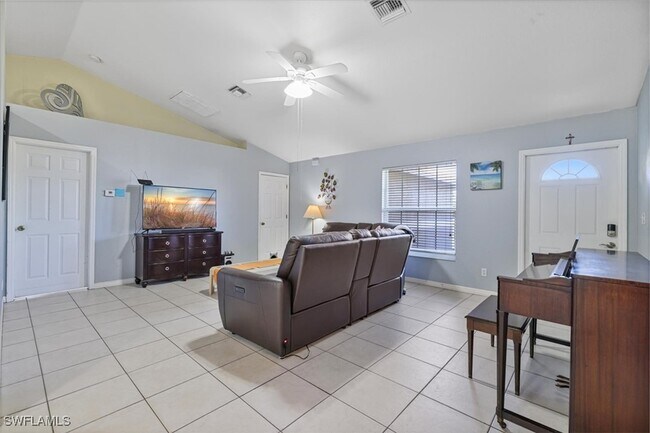 Photo - 1405 SW 9th Ave Casa