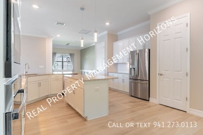 Photo - 7036 Highgate Ln