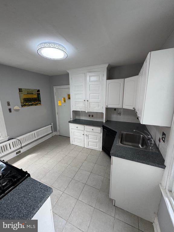 Building Photo - 976 Upper Gulph Rd Rental