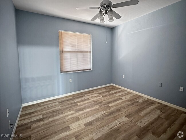 Building Photo - 8451 Kingbird Loop Unit 345 Rental