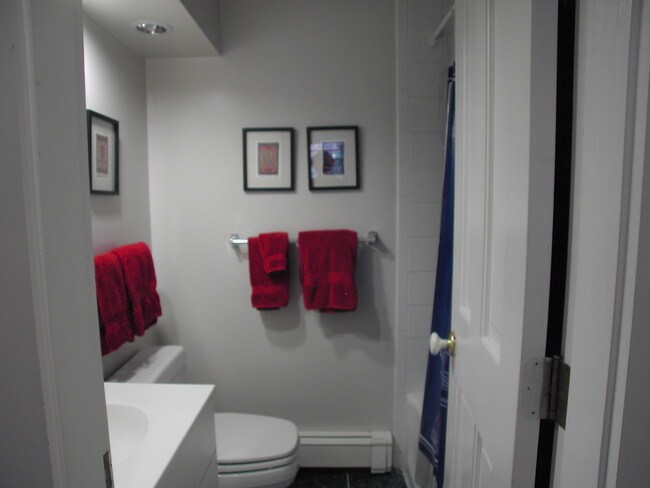 Photo - 19 Braddock Park Unit 1