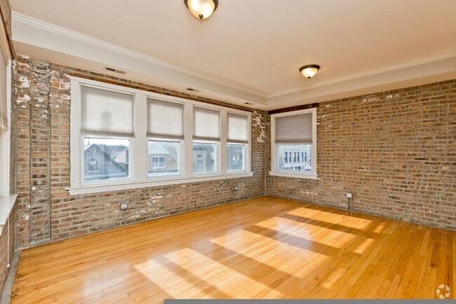 Building Photo - 3040 W Diversey Ave Unit 2S Rental