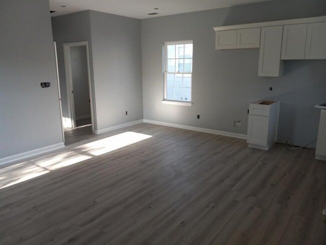 Photo - 4009 4th St