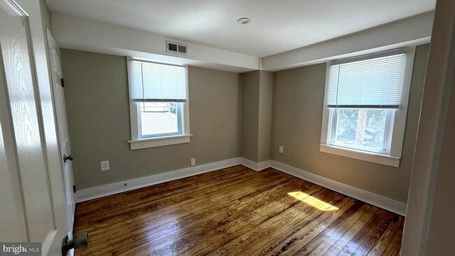 Photo - 223 S Main St