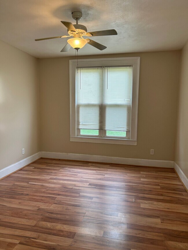 Photo - 601-603 Utica St Unit 601