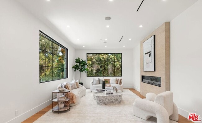 Photo - 2565 Patricia Ave