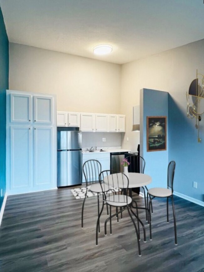 Photo - Bantry Bay Apartments