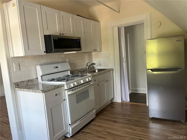 Photo - 100 Lake Rd Unit 8