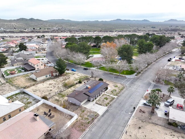 26763 Cumberland Ln