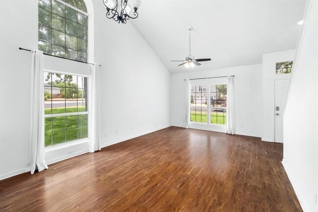 Photo - 12701 Tantara Dr