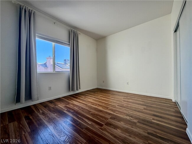 Building Photo - 5650 E Sahara Ave Unit 2024