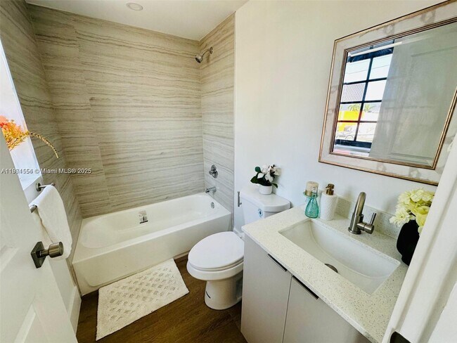 Photo - 1619 Jefferson Ave Unidad 201
