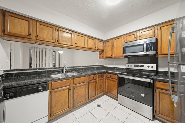 Photo - 8100 Cambridge St Unit 6