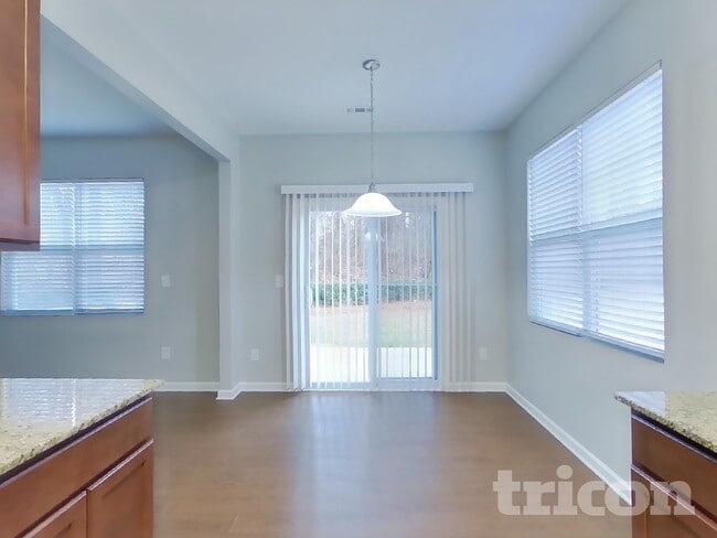 Photo - 2037 St Augustine Pl