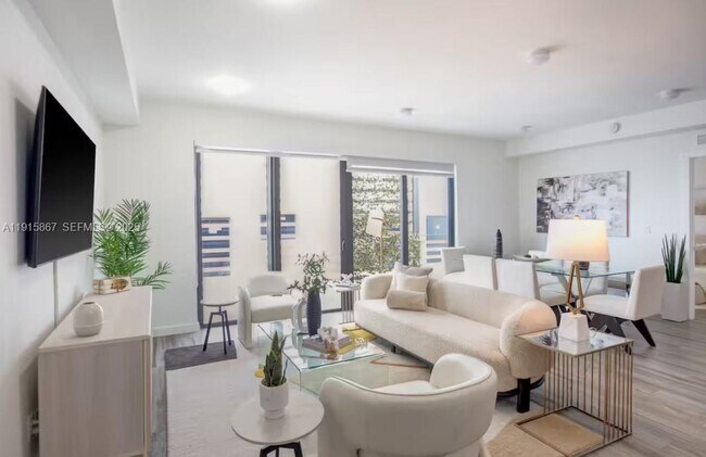 Building Photo - 2955 Bird Ave Unit PH-A