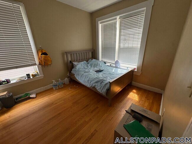 Photo - 17 Highgate St Unit 4