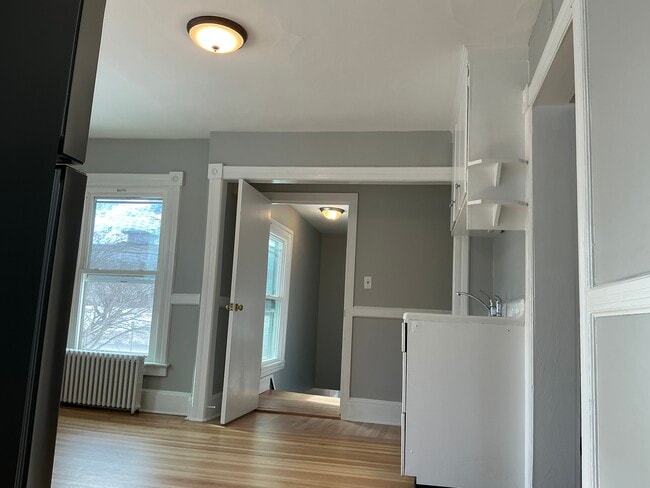 Photo - 160 S Main St Unit 2nd Floor R