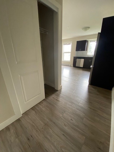 Photo - 11004-11102 102 Ave