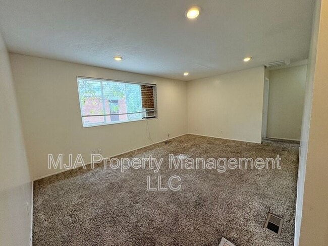 Photo - 1784 W 400 N Unit 89