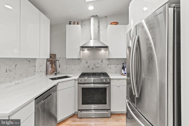 Photo - 312 Gerritt St