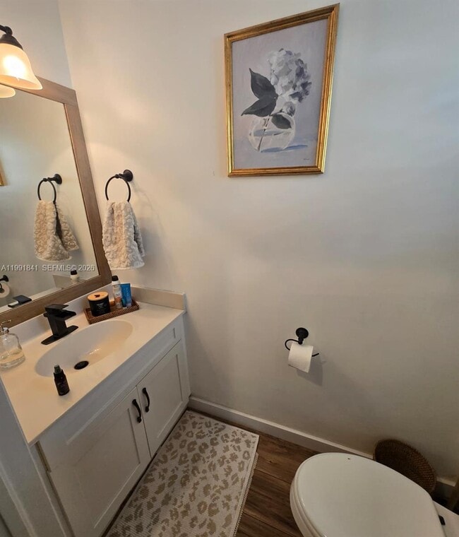 Photo - 806 SE 14th St