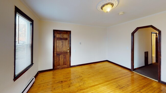 Photo - 1180 Main St Unit 1