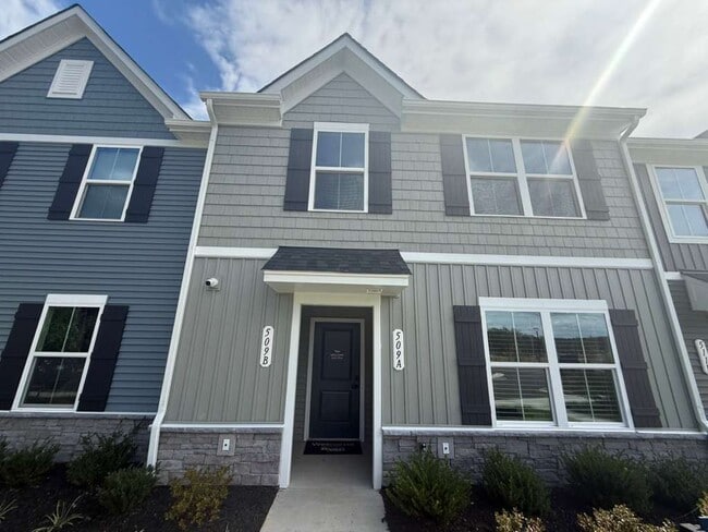 509 PORTAL CIRCLE CIR, B, SANDSTON, VA 23150 - 509 PORTAL CIRCLE CIR, B, SANDSTON, VA 23150