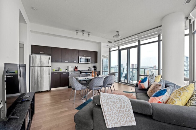 Building Photo - 832 Bay St. Unit SI FL49-ID1571110P