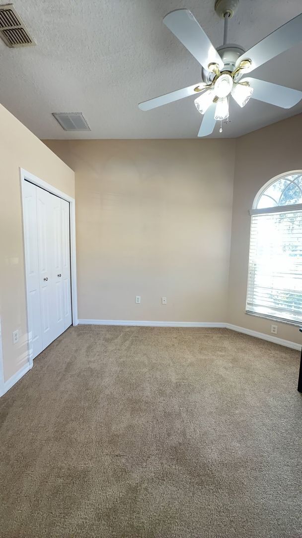 Photo - Charming 3-Bedroom, 2-Bathroom Single-Family Pool Home in New Port Richey, FL