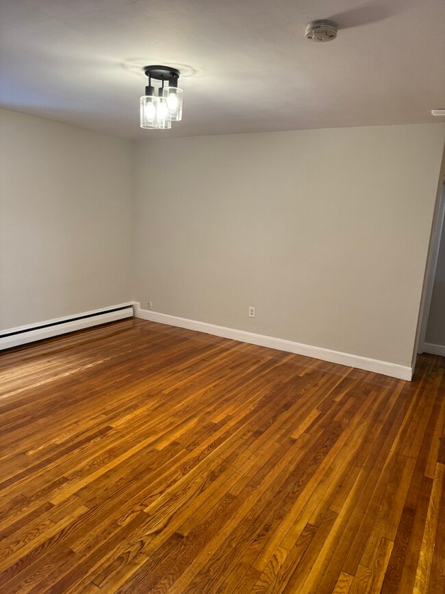 Photo - 67 Chiswick Rd Unit 4