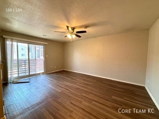 Photo - 3633 Walnut St Unit 209