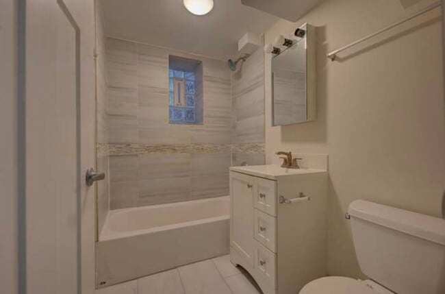 Bathroom - 6116 S Evans Ave Unit Terrace Level