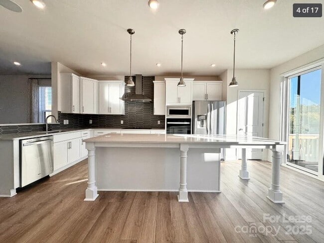 Photo - 4100 Alexander Vw Dr