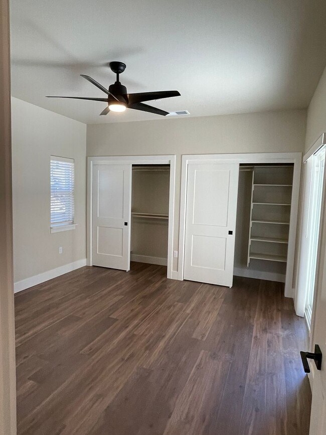 Photo - EV6635/6633-Caldwell, Jessica-Placement only Unidad 6635