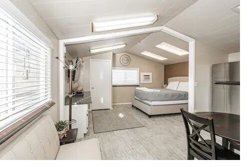 Photo - 330 N Holmes Ave