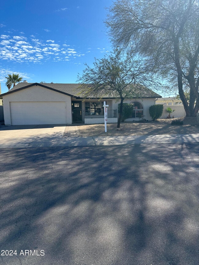 Photo - 10645 E Mercer Ln