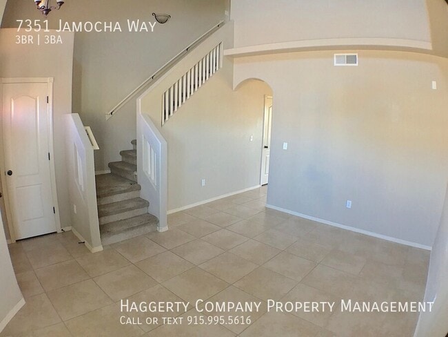 Photo - 7351 Jamocha way