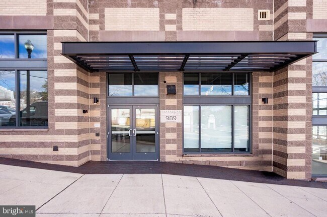 Photo - 989 S Buchanan St Unit 416