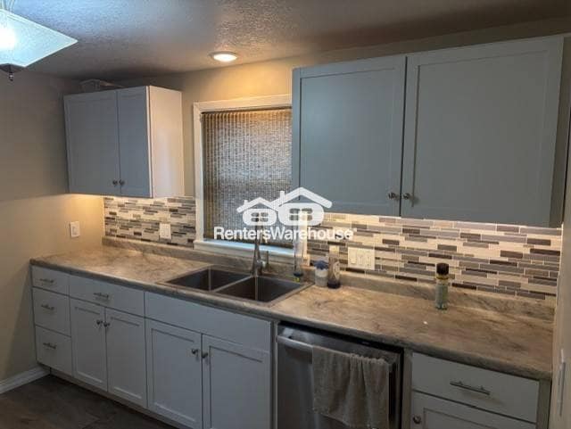 Building Photo - 415 Decatur Ave N