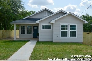 Building Photo - 812 Uvalde St Rental