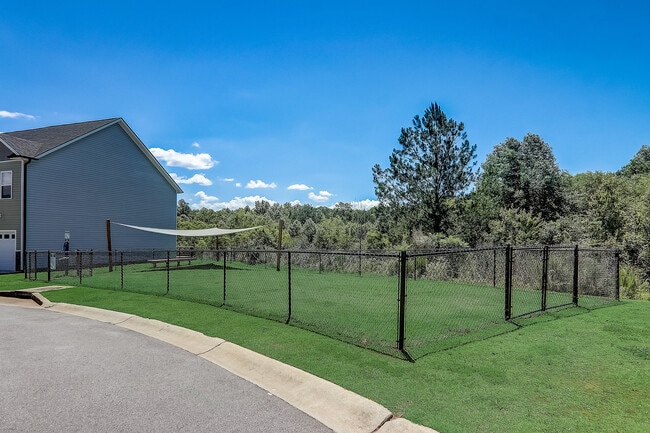 Marbella Cir Amenities-001