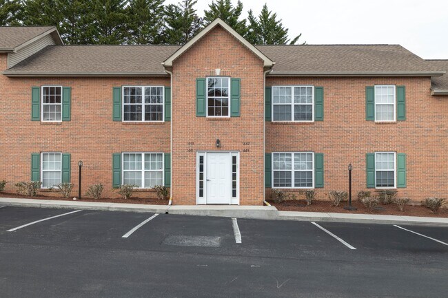 Photo - 1667 Maple View Way