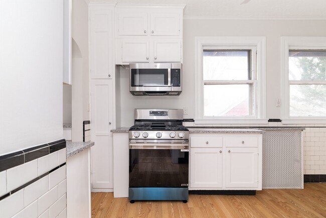 Photo - 79 Naples Rd Unidad 1