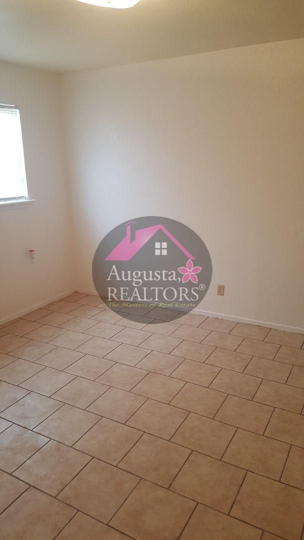 Photo - Very Nice 2 Bedroom Apartment at Mirabella Village Unit C