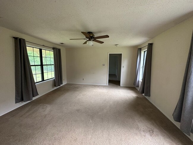 Photo - Come take a look at this 2-bedroom 2-bathroom home.