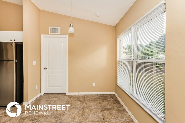 Photo - 6014 Terry Ave N