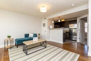 1BR, 1BA - 650SF