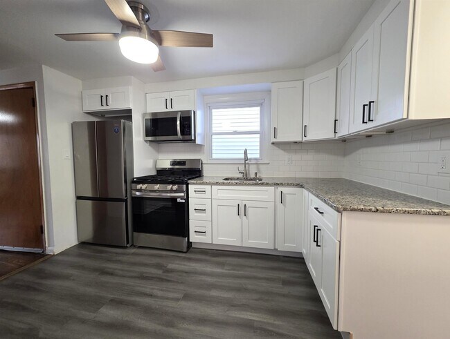 Photo - 195 South St Unit 2