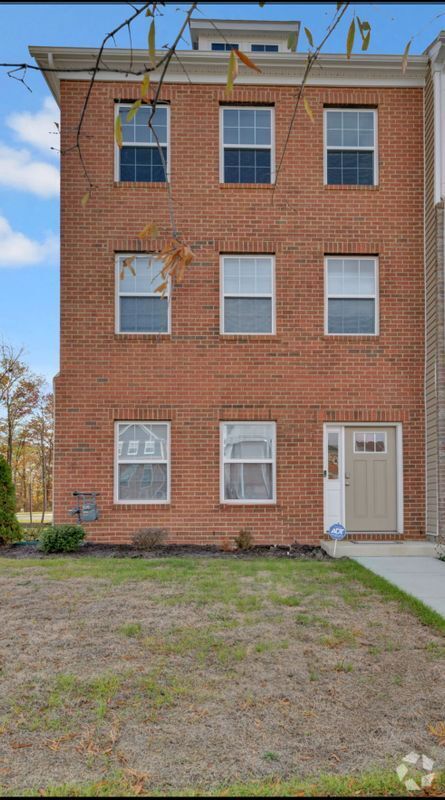 Building Photo - 8750 Mimosa Ave Rental